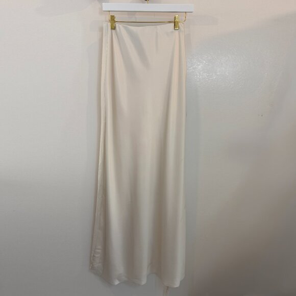 NWT - Reformation Bella Satin Skirt Ivory - Size XS + S - Picture 2 of 6